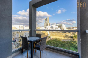 Designer, fully equipped 3BR home in Gzira w/WIFI by 360 Estates